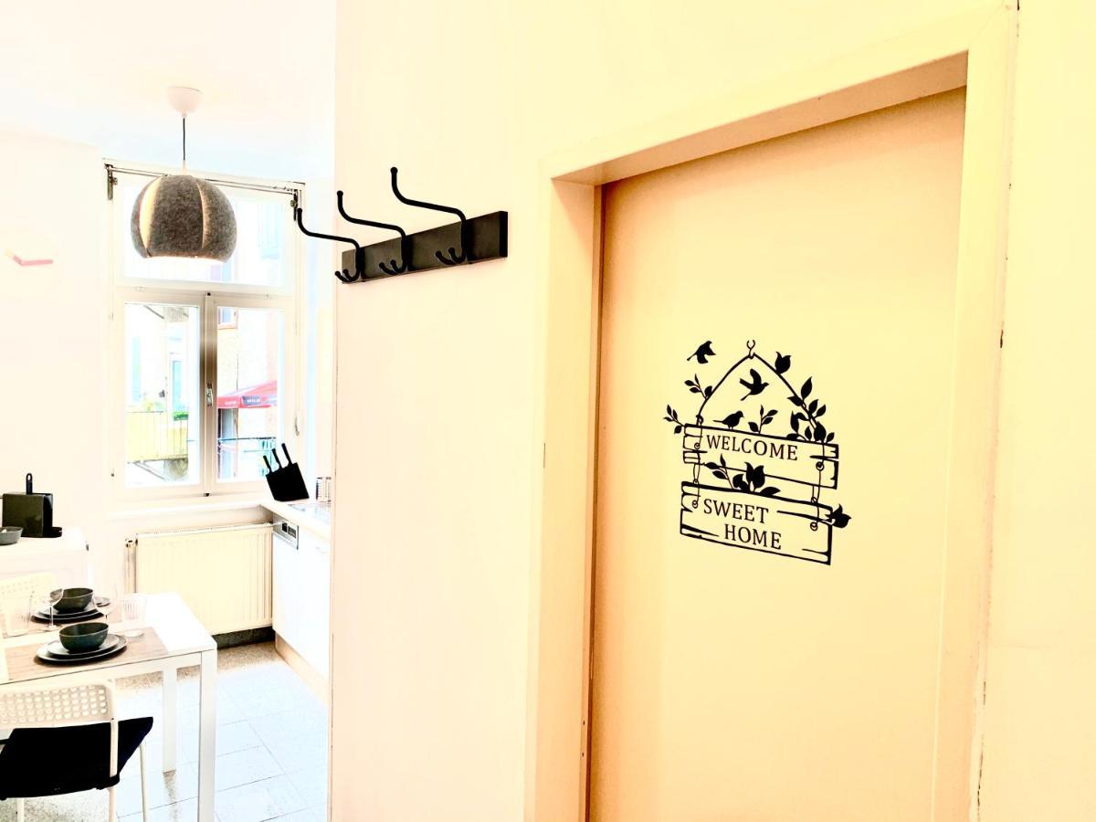 Urban City Retreat - By Nahuen Suites Graz Bagian luar foto